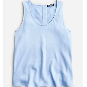 Sleeveless shell top in everyday crepe